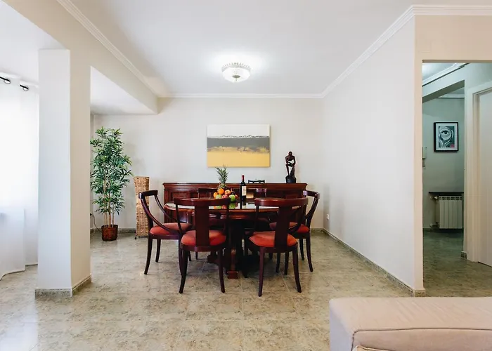 Exclusive 3 Bedroom Beach *