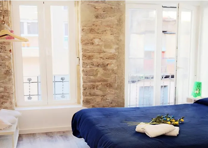 Διαμέρισμα Loft Independiente Con Piscina Compartida En Centro De *