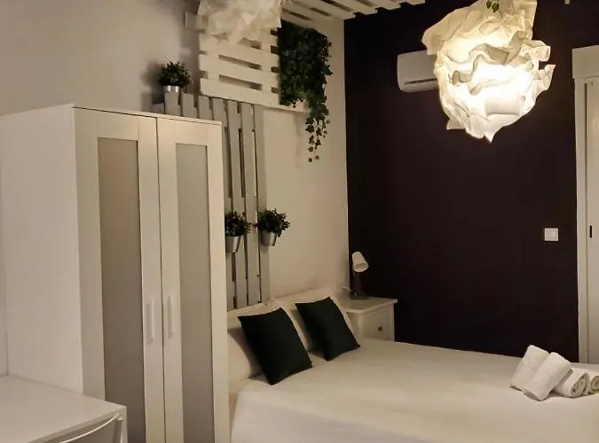 Apartment Small And Cozy - G *