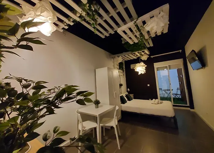 Apartment Small And Cozy - G *