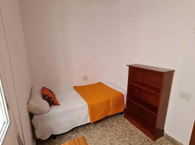 Apartemento Grupo Amigo O Familias : Blasco Ibanez C Appartement Valencia