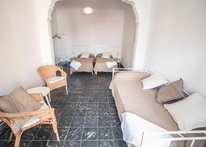 Rotaret Πανσιόν *