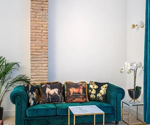 Laura Puerto * Βαλένθια