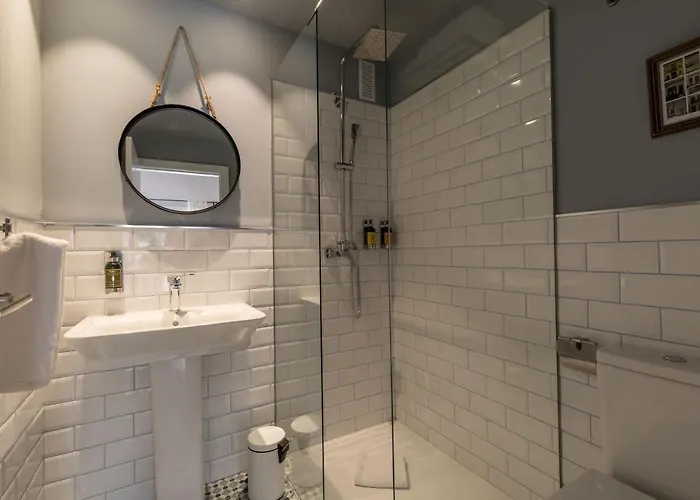 Maison Reina 펜션 *