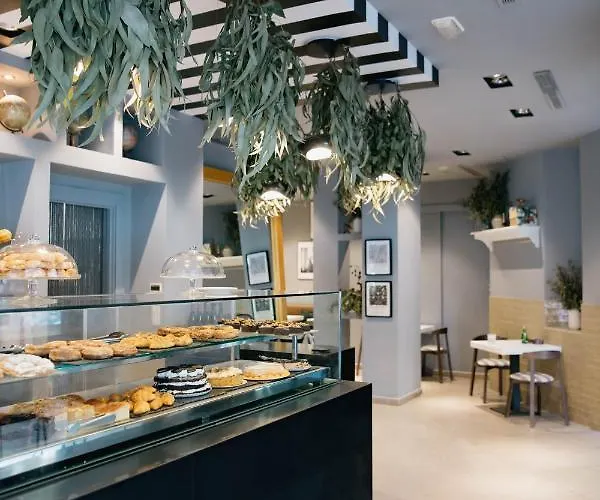 The Little Corner 4*