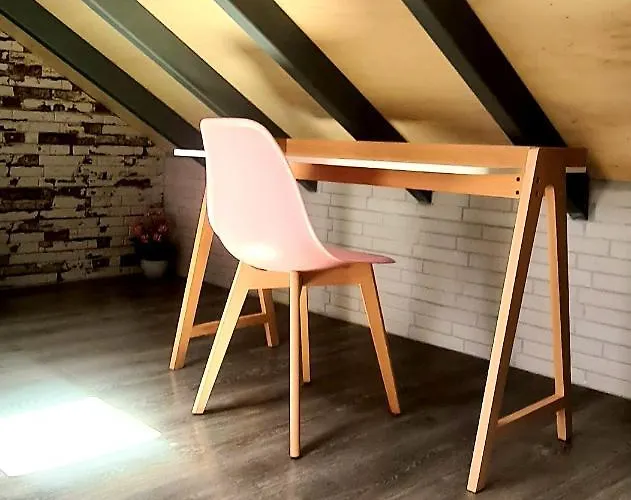 Loft Independiente Con Piscina Compartida En Centro De *