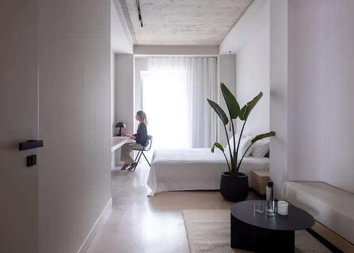 فندق Yours Boutique