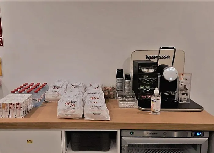 Plaza View ホテル 3*