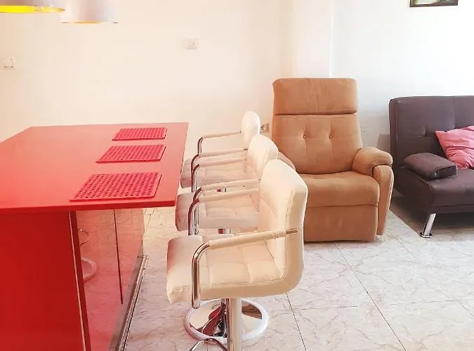 Homestay Nice And Quite