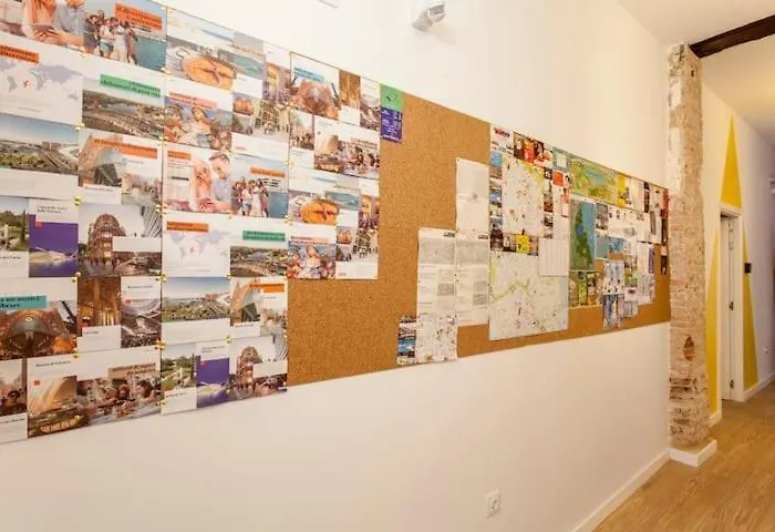 Cool Lofts Center بيت ضيافة