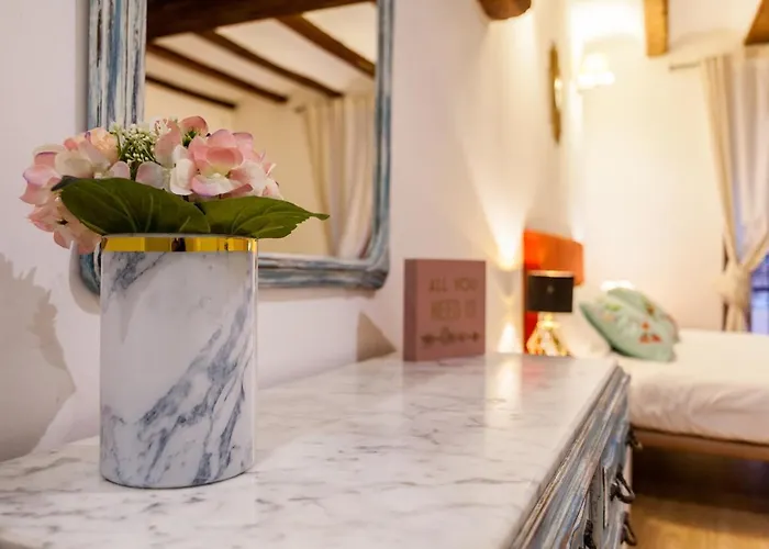 Διαμέρισμα Lovely Duplex In Old Town *