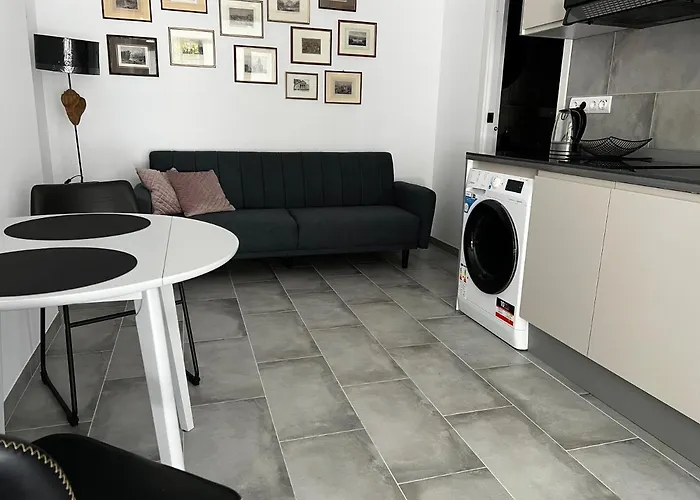 Near The Port, Of Arts And 10min To The Apartamento