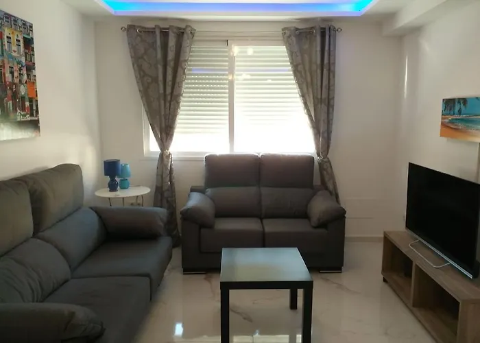 Lovely Three Valencia