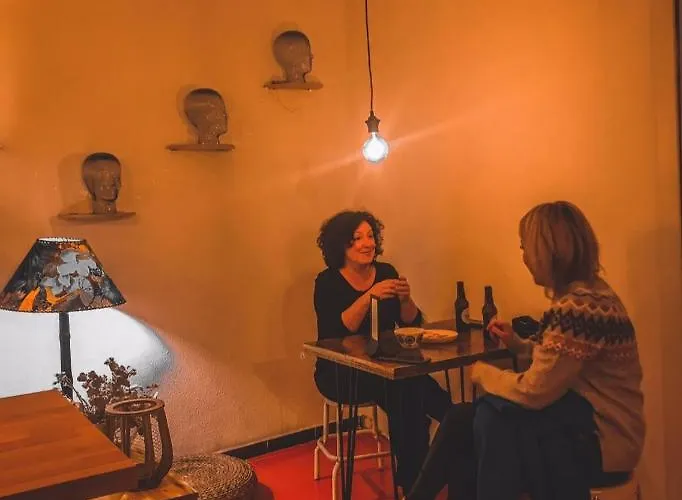 Propia Nocleg ze śniadaniem 2*