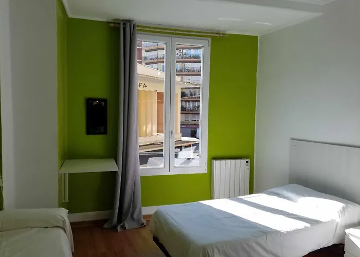 Russafa Youth Hostel Valencia