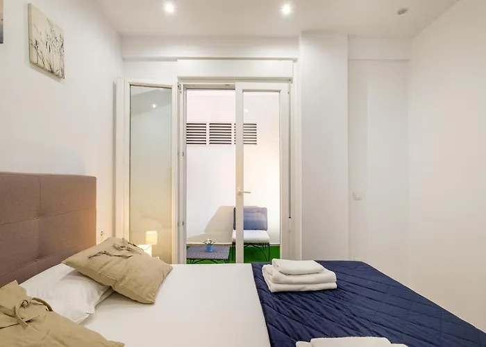 With Open-air Space 발렌시아