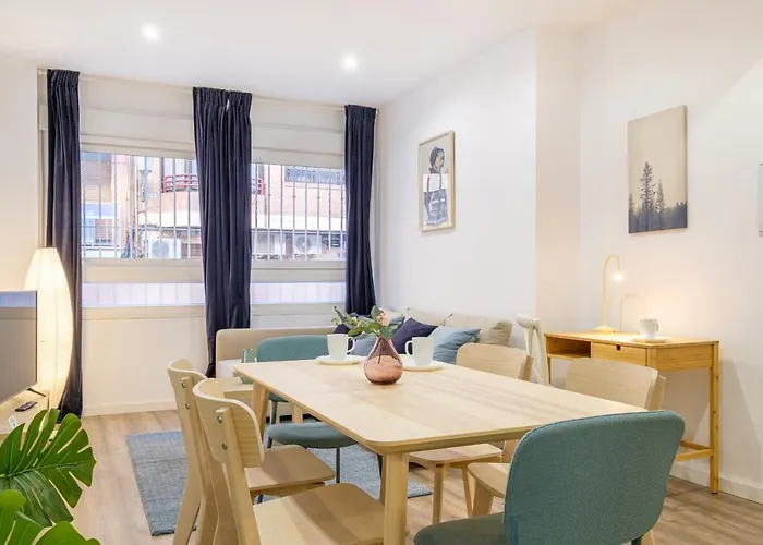 아파트 With Open-air Space 발렌시아