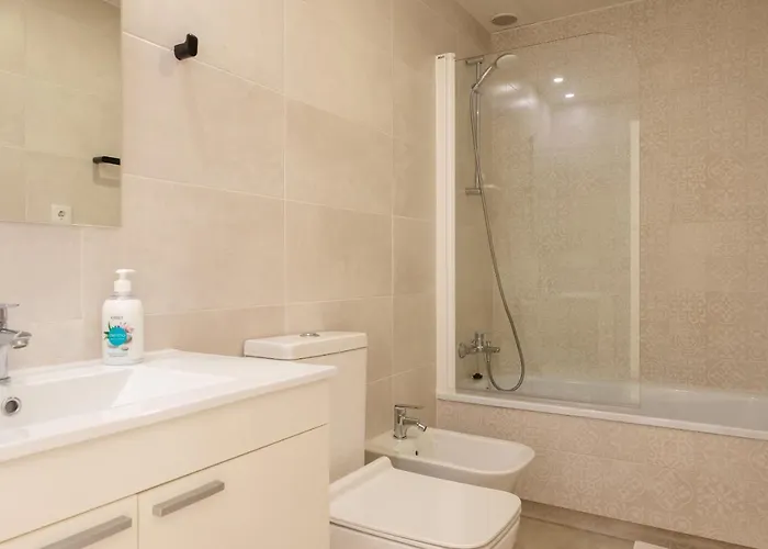 Modern Penthouse With Private Terrace شقة فالنسيا