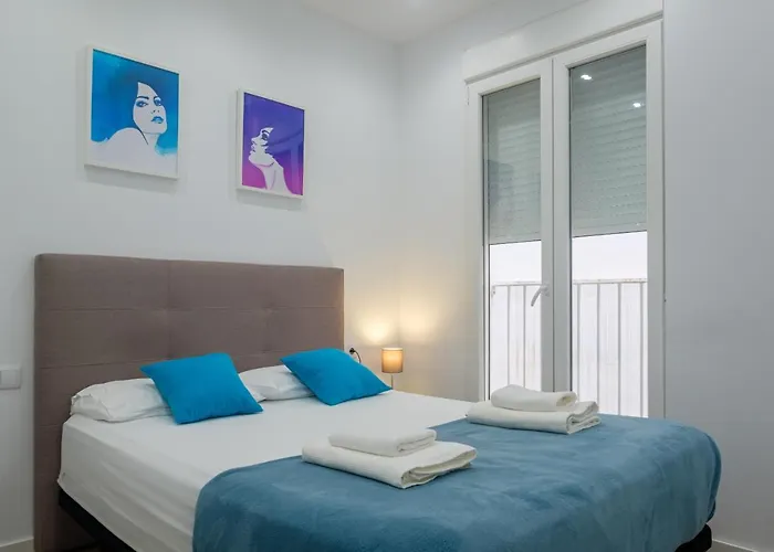 Spacious & Clean In Quiet Area فالنسيا