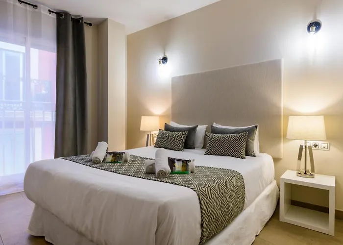 Apartment MD Balmes Street Valencia