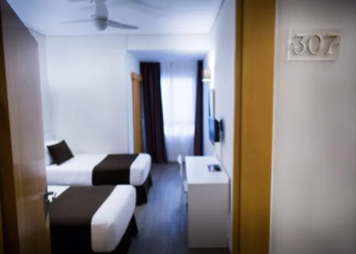 Sweet Continental Hotel 2*