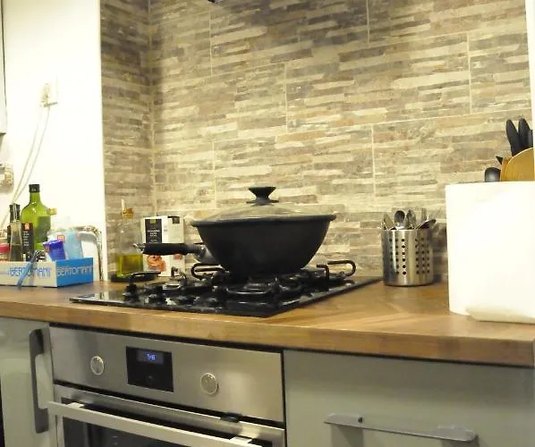 Cozy In Center Βαλένθια