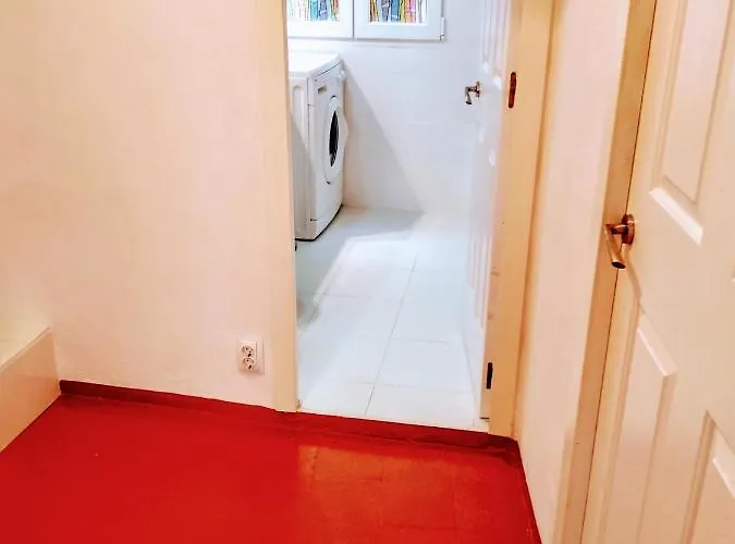 شقة Valencian Dreams Of The Proletariat