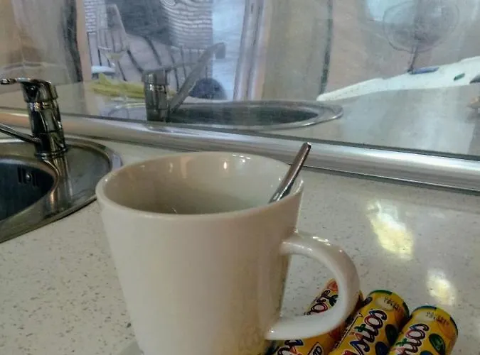 Valencian Dreams Of The Proletariat شقة فالنسيا