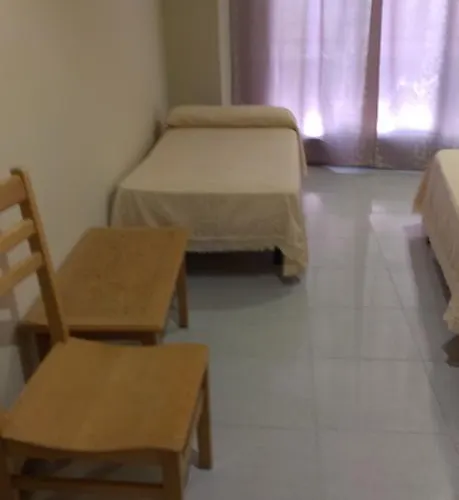 Bisbal Only Adults No Ac 게스트하우스 *