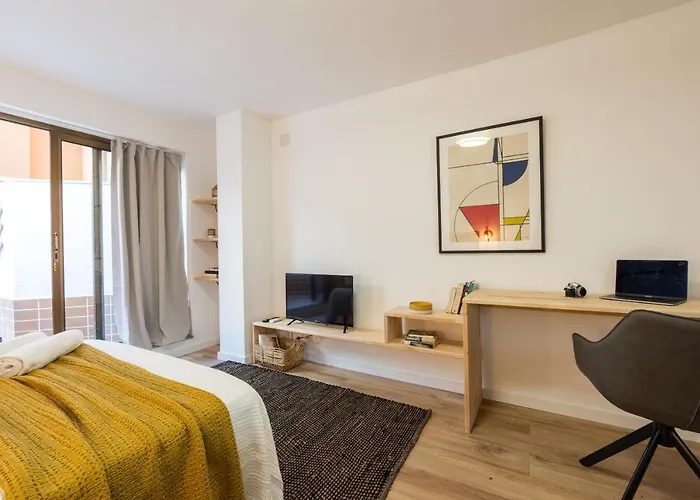 Florit Flats - The Apolo Appartamento