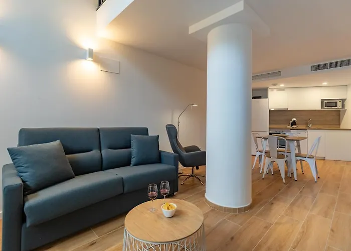 Διαμέρισμα Travel Habitat Alameda Suites. *