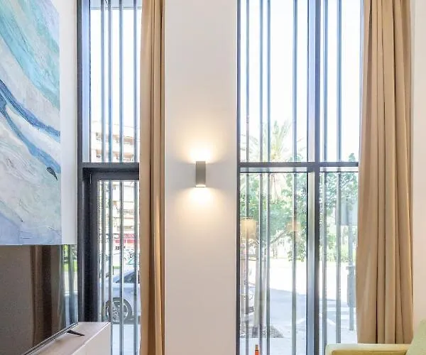 Travel Habitat Alameda Suites. * Βαλένθια