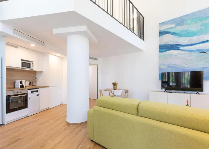 Travel Habitat Alameda Suites.