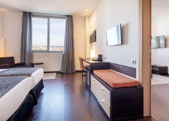 Hotel Ilunion Aqua 4