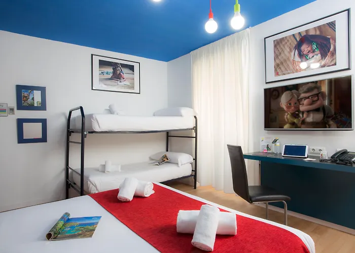 Casual Del Cine 2* Valence