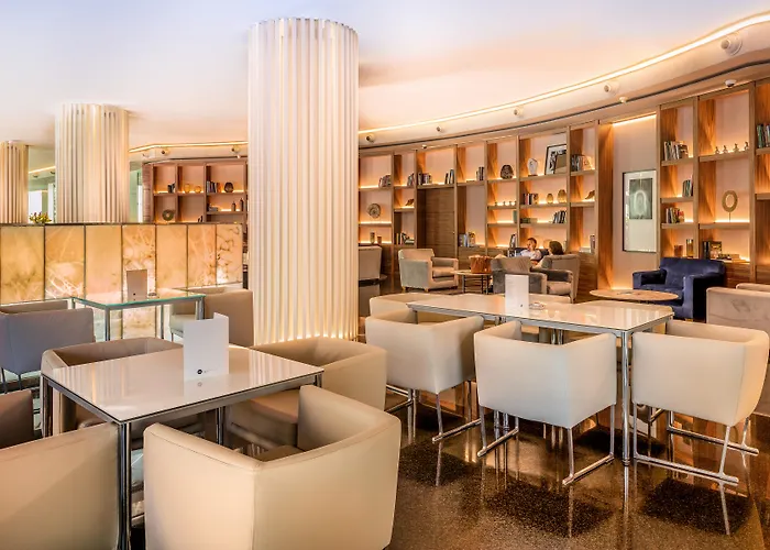 Sh Palace מלון 5*