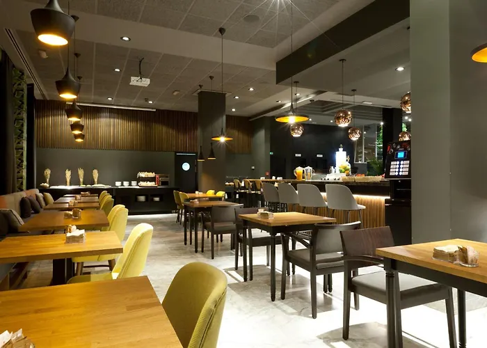 マルカム ＆ バレット 3*