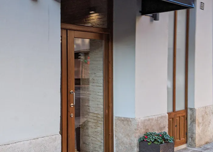 Original Domino House Valence