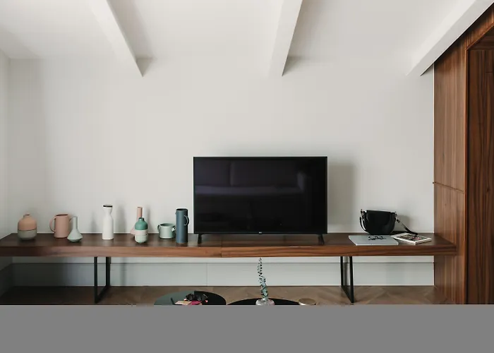 Hotel Mate Collection Helen Berger Valence