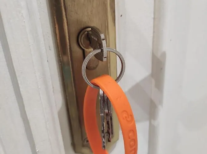 Comoda Y Moderna Doble * فالنسيا