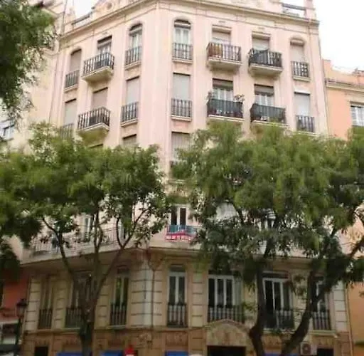 Young Penthouse شقة