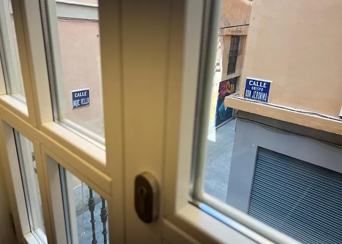 Aparthotel Old Town Flats Casa Del Bisbe Valenza