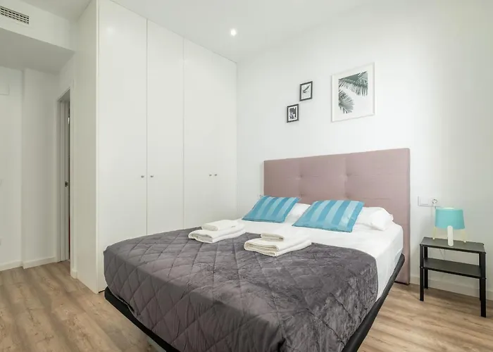 Modern, Stylish With Balcony Apartament