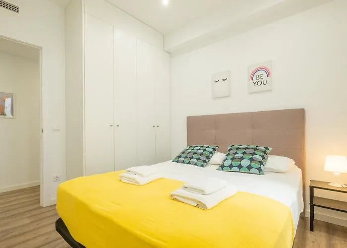 Modern, Stylish With Balcony Walencja