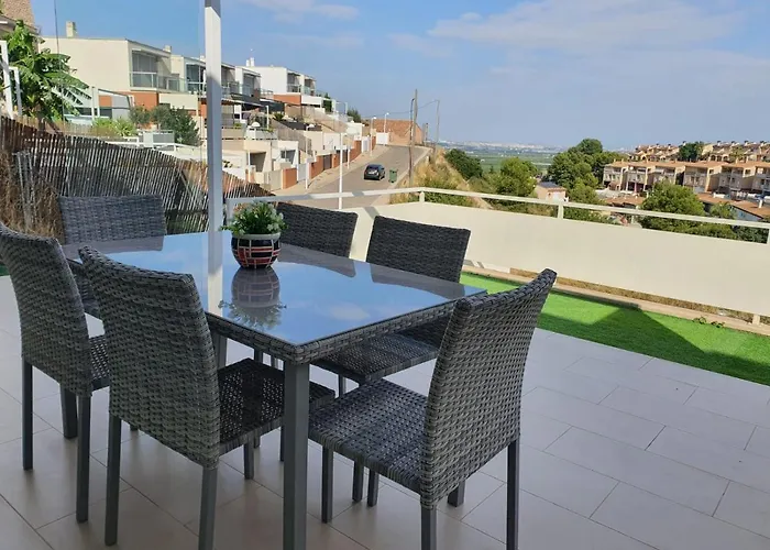 Con Piscina Privada *