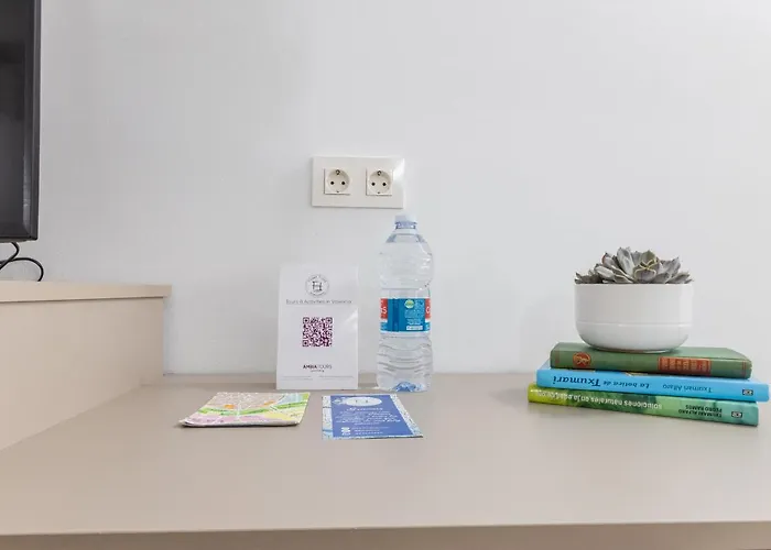 Florit Flats - The Apolo * فالنسيا