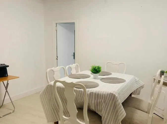 Relaxing Confortable Δωμάτια σε οικογενειακή κατοικία *