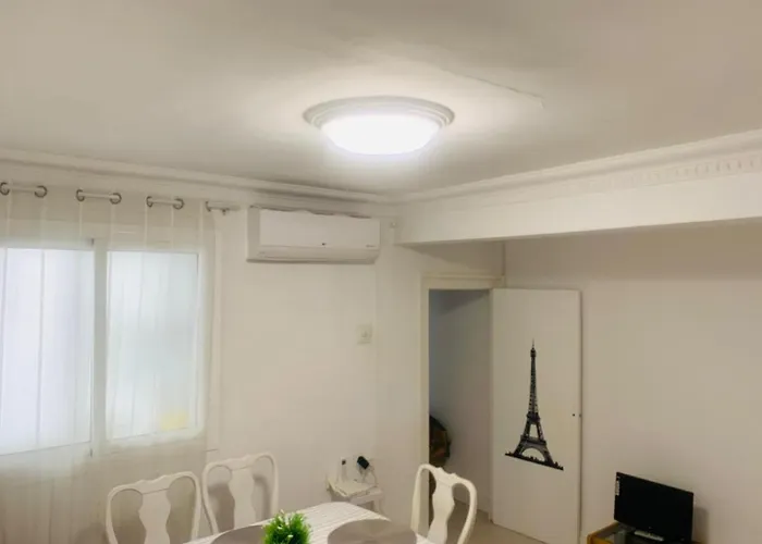 Δωμάτια σε οικογενειακή κατοικία Relaxing Confortable