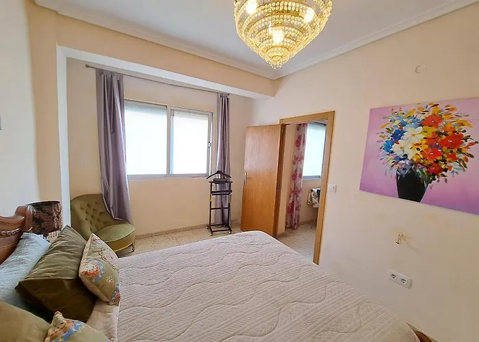 Apartament 3 Bedroom Flat With Wifi