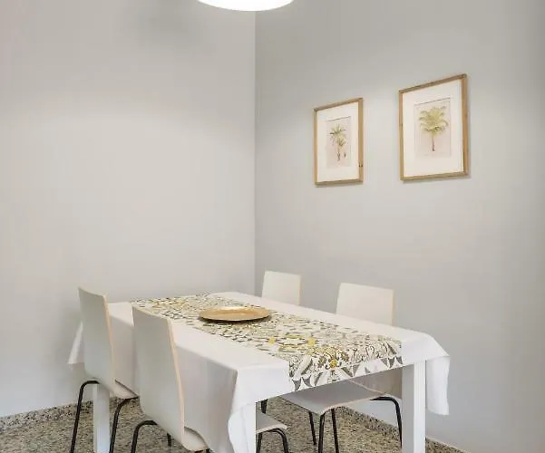 Macflats Valencia Puerto Апартаменты Валенсия